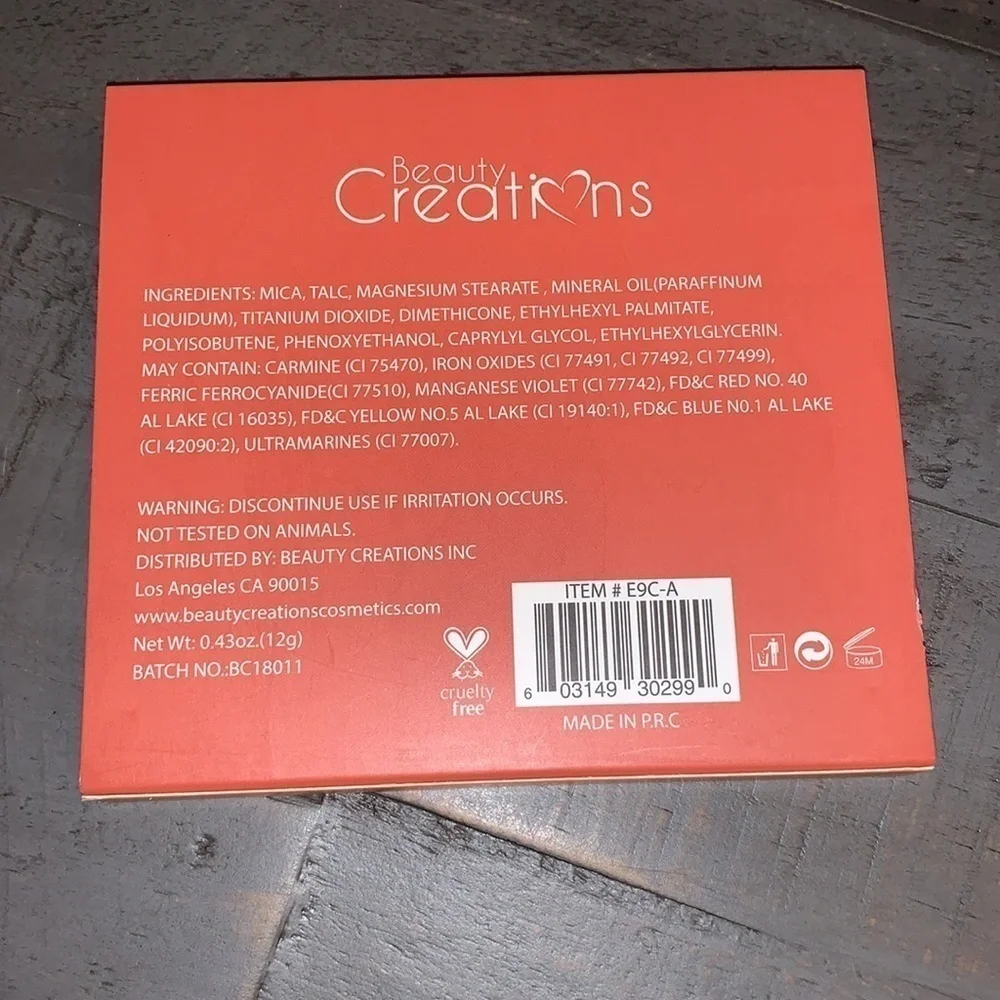 Beauty Creations Cali Chic Eyeshadow‎ Palette 9 Shades Matte Shimmer Warm Tones